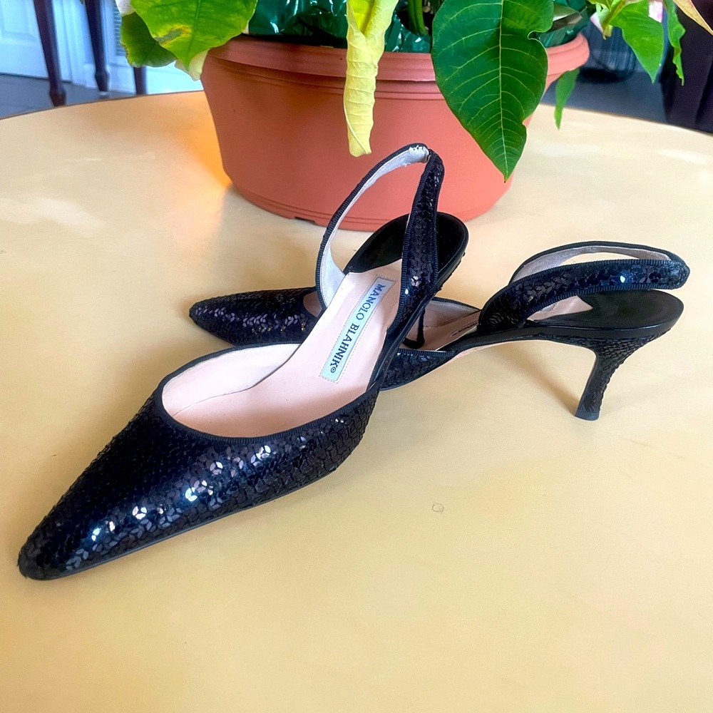 Manolo Blahnik sequin heels Womens 39 Black Slingback
